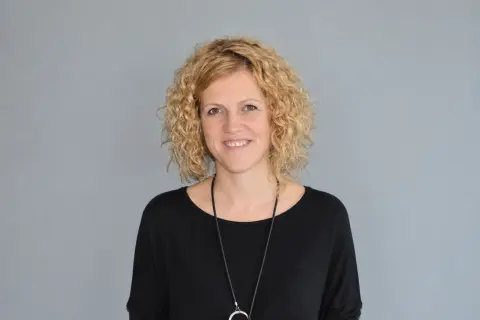 Irina Radanović Pešić, Psihološkinja i psihoterapeutkinja