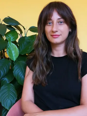 Milena Dabetić, Psiholog i psihoterapeut