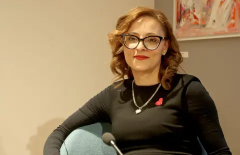 Nikolina Milosavljević, REBT, terapija igrom i EMDR psihoterapeutkinja sa nacionalnim sertifikatom