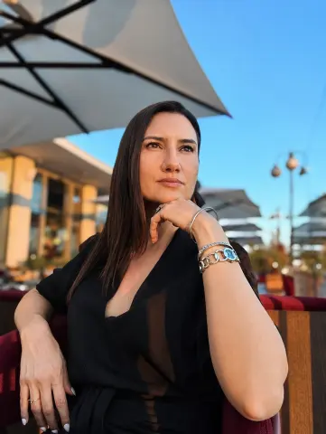 Vera Govedarica, Geštalt psihoterapeutkinja sa nacionalnim sertifikatom