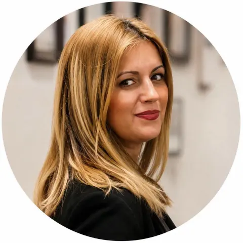 Tamara Bradić, Akreditovani psihoterapeut
